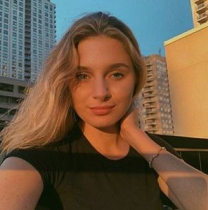 Meet your Posher, Veronika